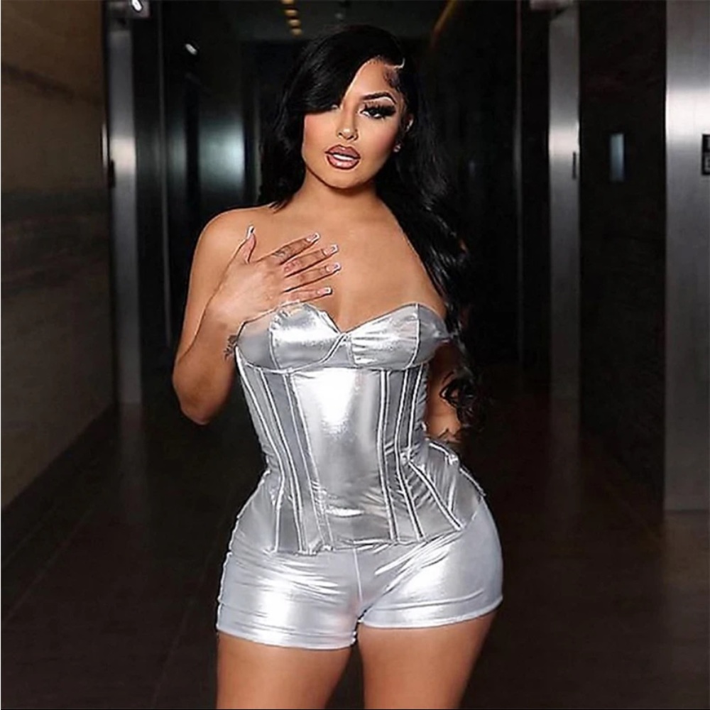 🎉New Faux Leather Glossy Metallic Corset Strapless Bustier + Skinny Shor…